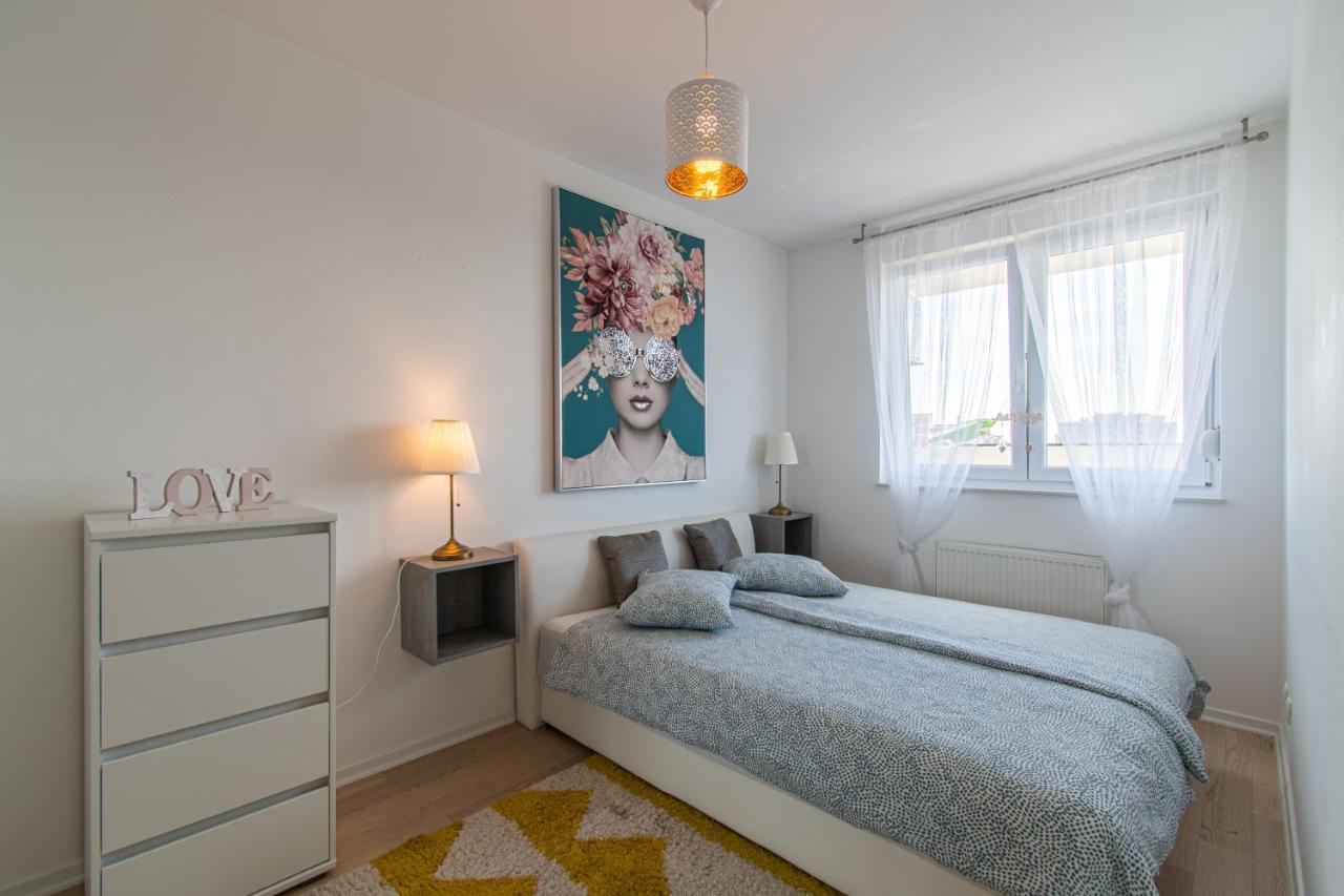 Flexible Selfcheckins 32 - Zagreb - Garage - Electric Vehicle Ccharger - Big Loggia - New - Apartments Repinc 32 Exterior photo