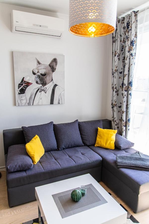 Flexible Selfcheckins 32 - Zagreb - Garage - Electric Vehicle Ccharger - Big Loggia - New - Apartments Repinc 32 Exterior photo